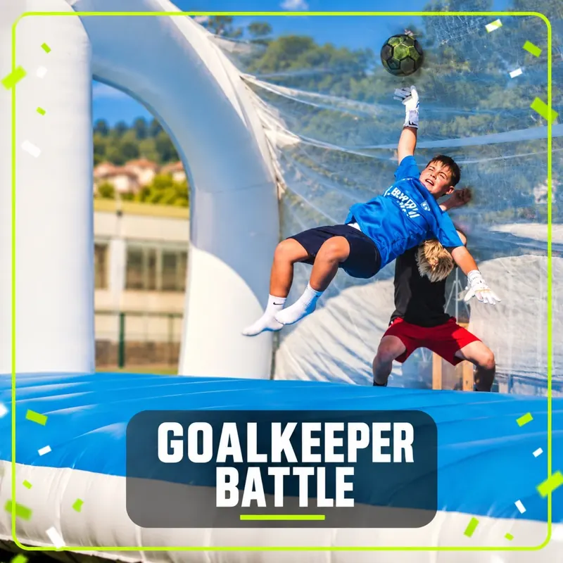 Goalkeeper Battle con materasso gonfiabile azzurro e telaio bianco